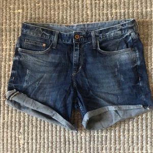 Boyfriend cut off demon jean shorts